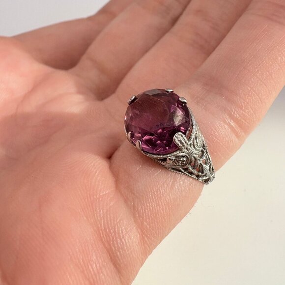 VTG Solid Sterling Silver 925 Amethyst Prong Set Statement Ring Size 4.25 - Picture 7 of 9
